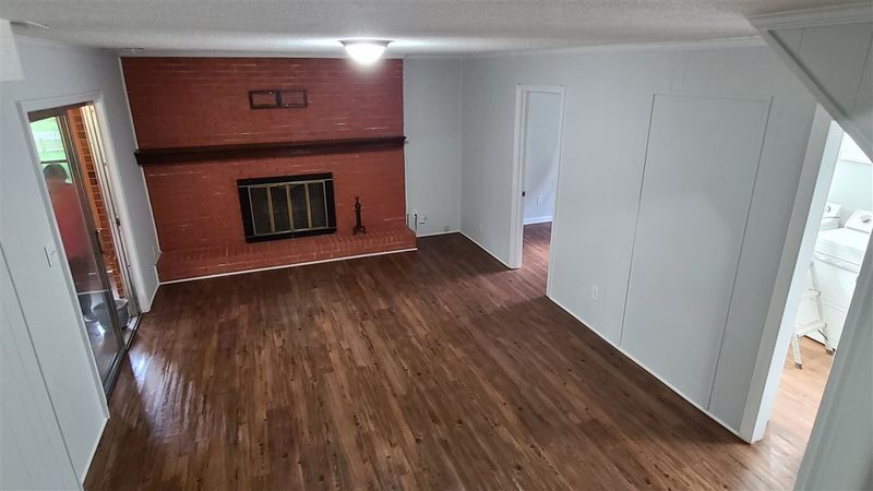 109 Sycamore St, Cary, NC 27513