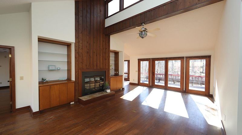 109 Turnage Rd, Chapel Hill, NC 27517