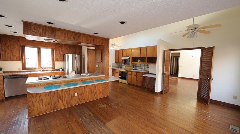 109 Turnage Rd, Chapel Hill, NC 27517