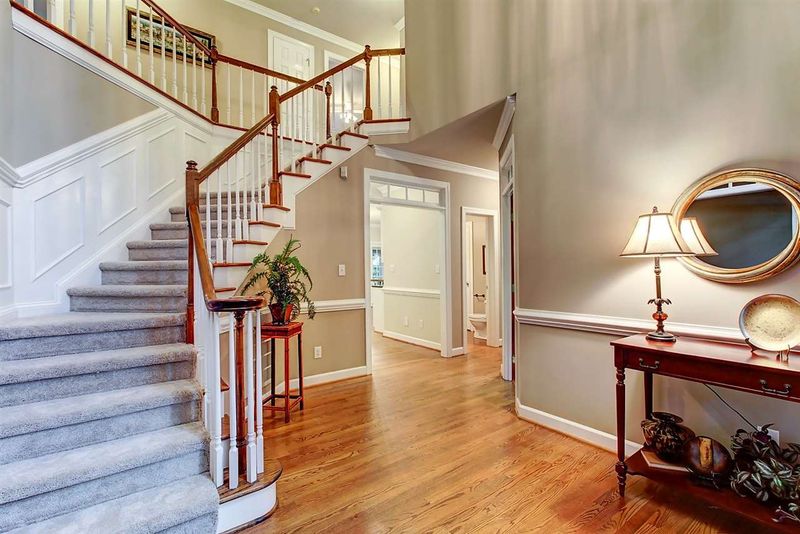 109 Turquoise Creek Dr, Cary, NC 27513