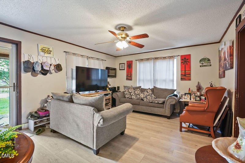 109 Twin City St, Dunn, NC 28334