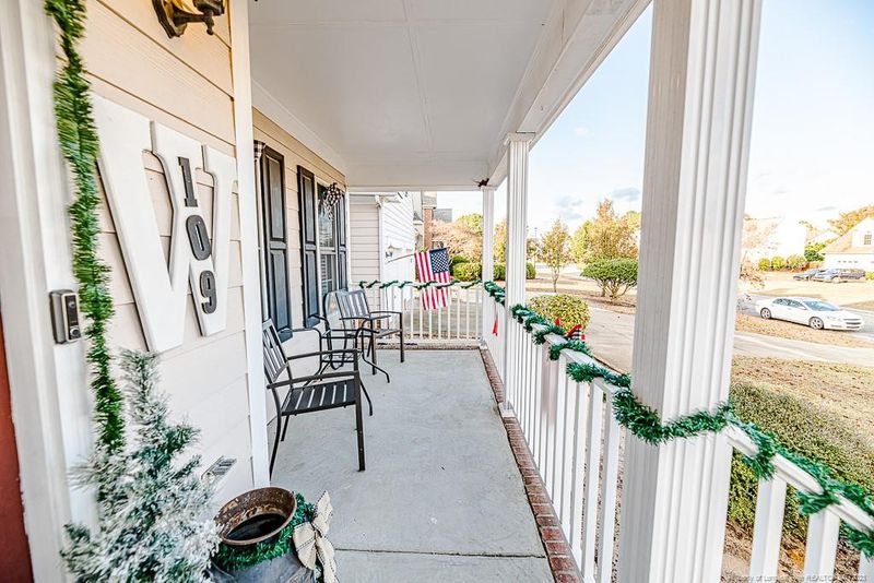 109 Vail Ct, Sanford, NC 27332