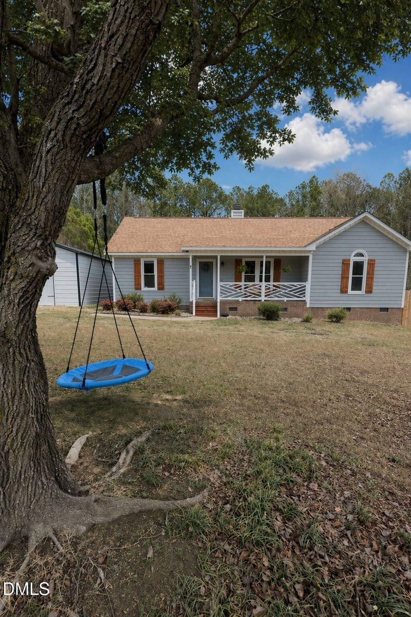 109 Valley Dr, Louisburg, NC 27549