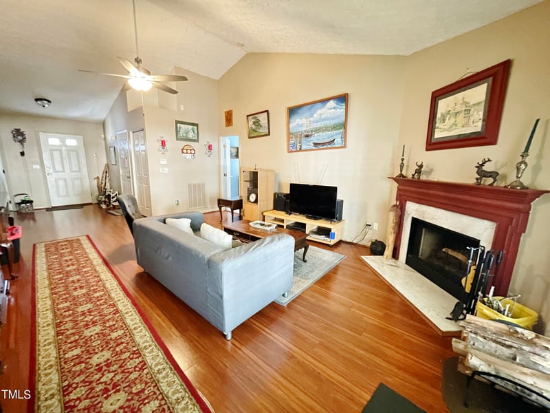 109 Valley Park Dr, Knightdale, NC 27545