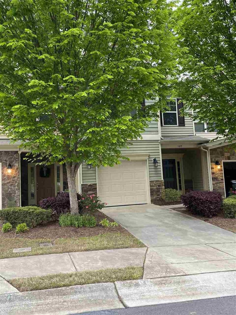 109 Vickery Hill Ct, Durham, NC 27703