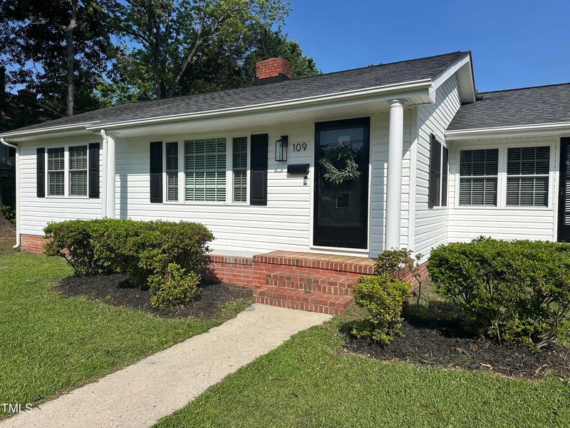 109 Watauga Ave, Dunn, NC 28334