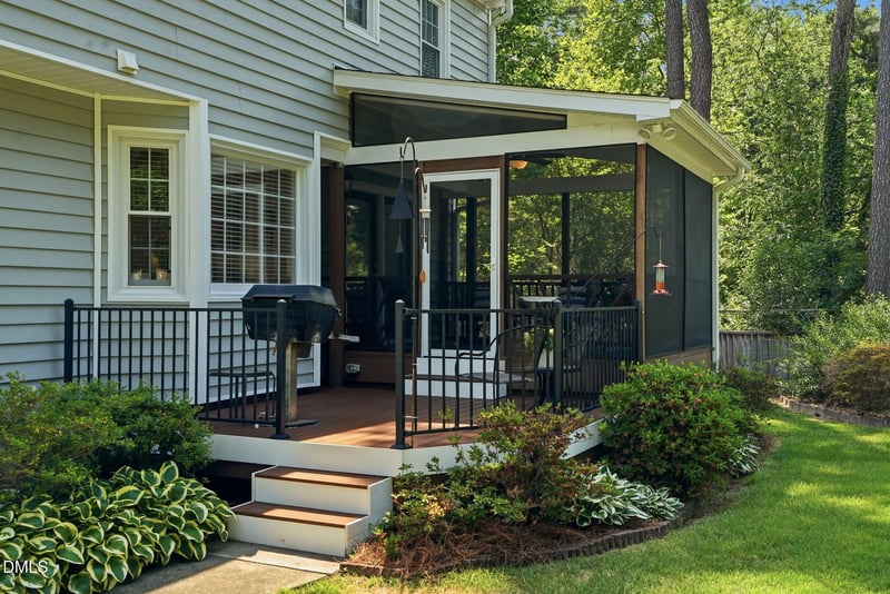 109 Whitby Ct, Cary, NC 27511