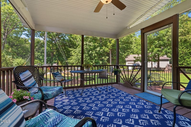 109 Whitby Ct, Cary, NC 27511