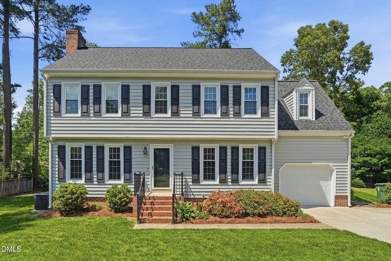 109 Whitby Ct, Cary, NC 27511