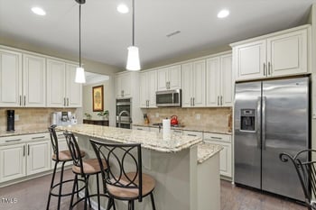 109 Willow View Ln, Apex, NC 27539