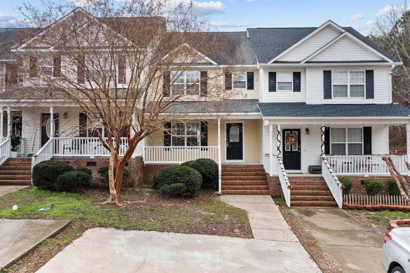 109 Wimbledon Ct, Clayton, NC 27520