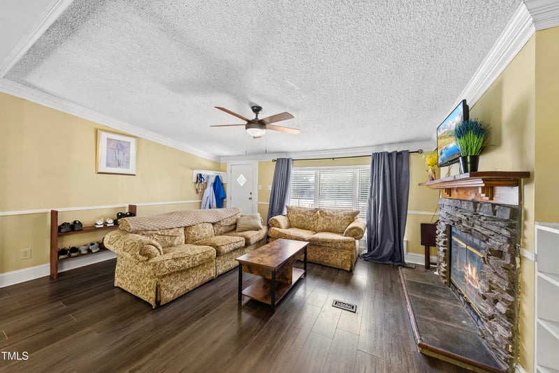 109 Winding Creek Dr, Youngsville, NC 27596