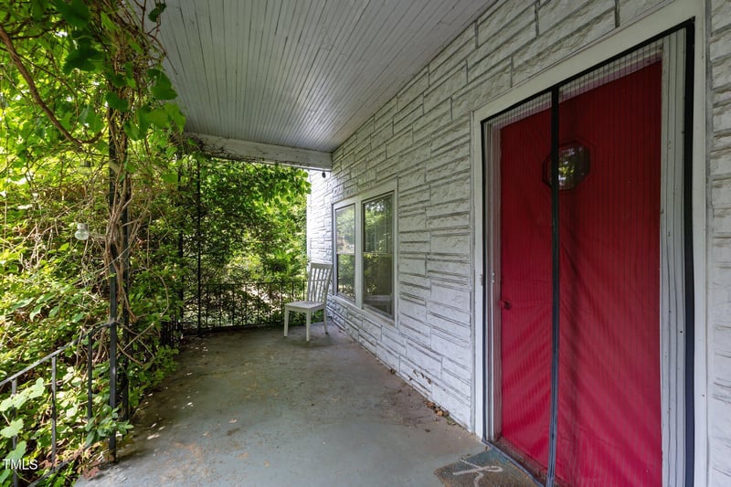 1090 Fifth St, Mebane, NC 27302