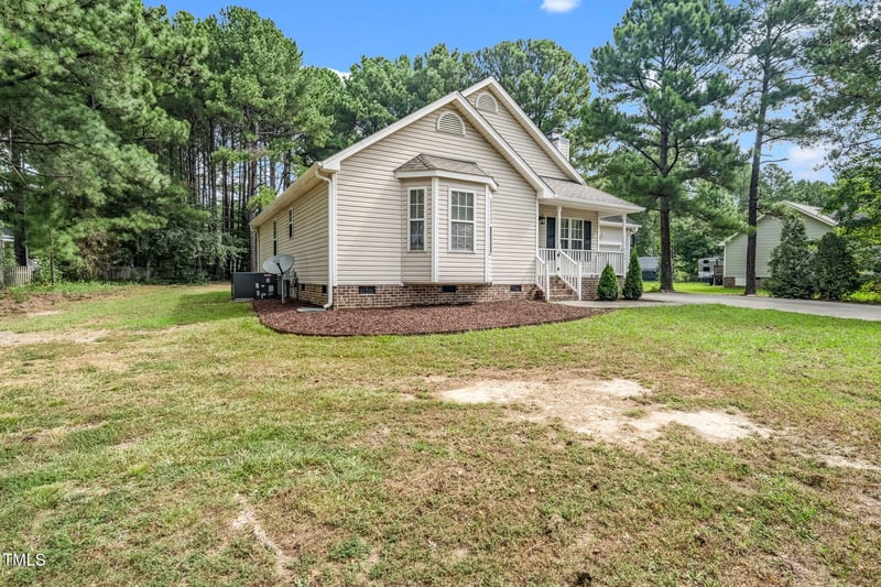 1091 Blackstone Dr, Creedmoor, NC 27522