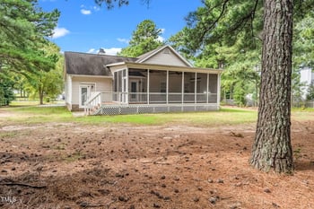 1091 Blackstone Dr, Creedmoor, NC 27522
