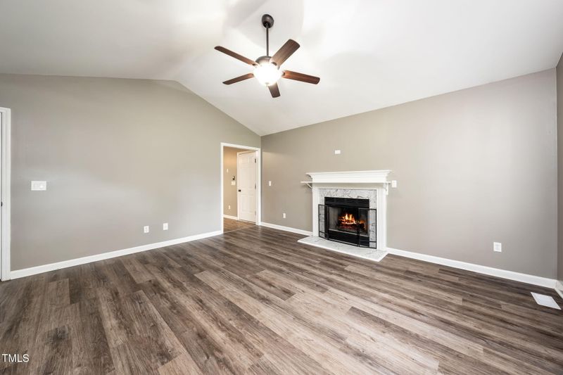 1091 Blackstone Dr, Creedmoor, NC 27522