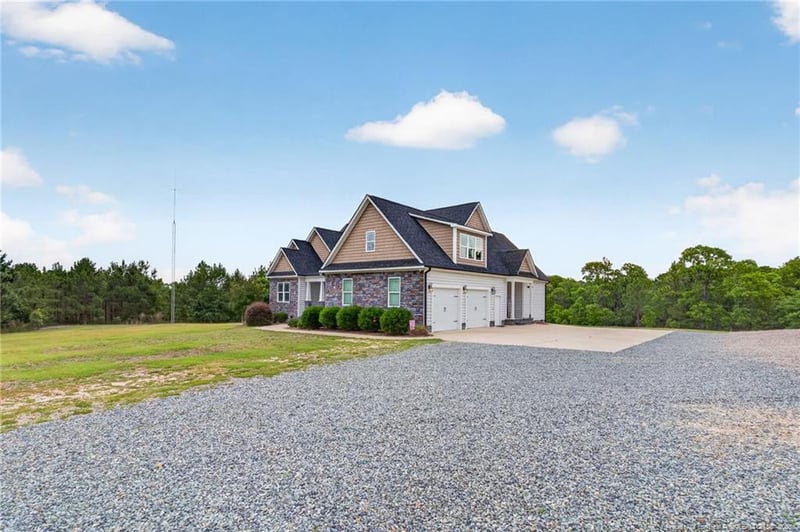 1091 Nursery Rd, Lillington, NC 27546