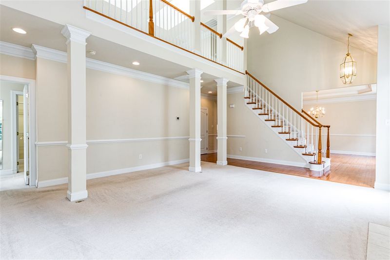 10911 Clovermill Cir, Raleigh, NC 27617