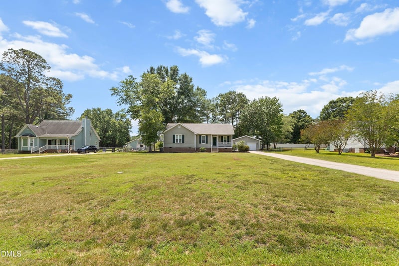 10912 Bent Branch Dr, Raleigh, NC 27603