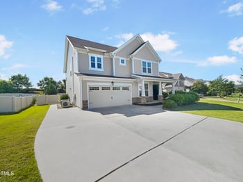 1092 Adams Point Dr, Garner, NC 27529