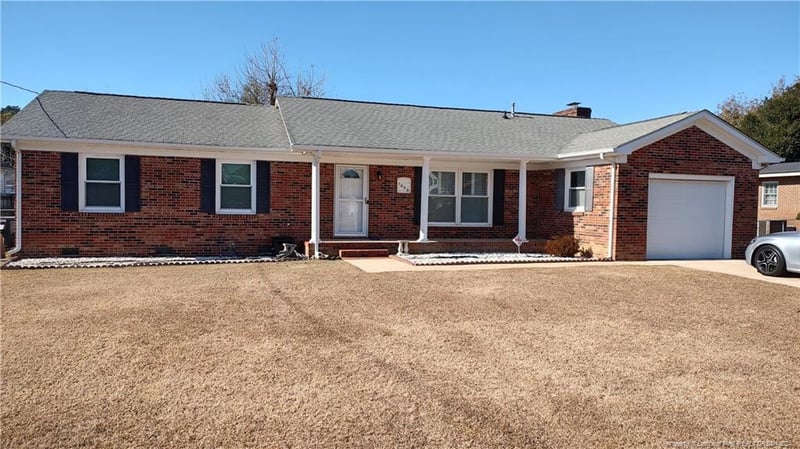 1092 Strathdon Ave, Fayetteville, NC 28304