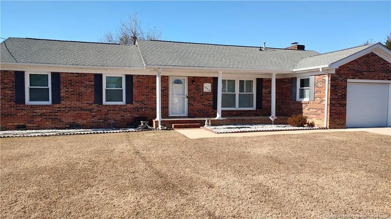 1092 Strathdon Ave, Fayetteville, NC 28304
