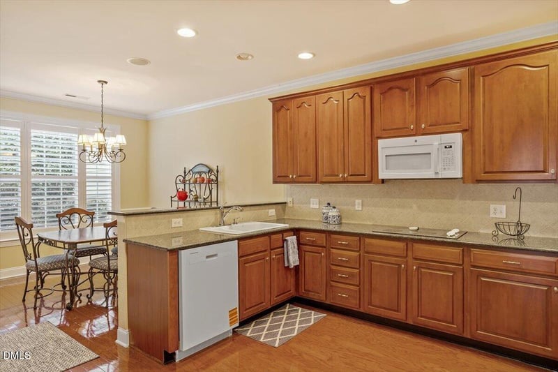 10920 Clovermill Cir, Raleigh, NC 27617