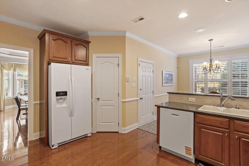 10920 Clovermill Cir, Raleigh, NC 27617
