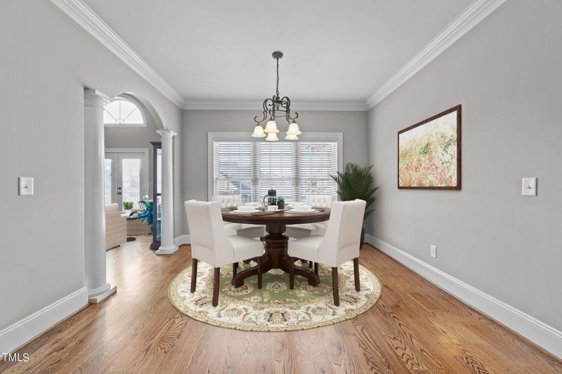 1093 Crestwell Dr, Burlington, NC 27215