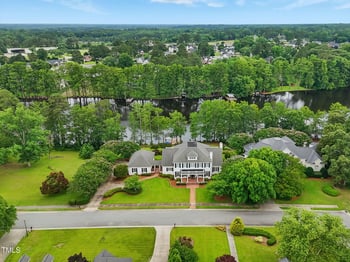 1093 Lakeside Dr, Smithfield, NC 27577