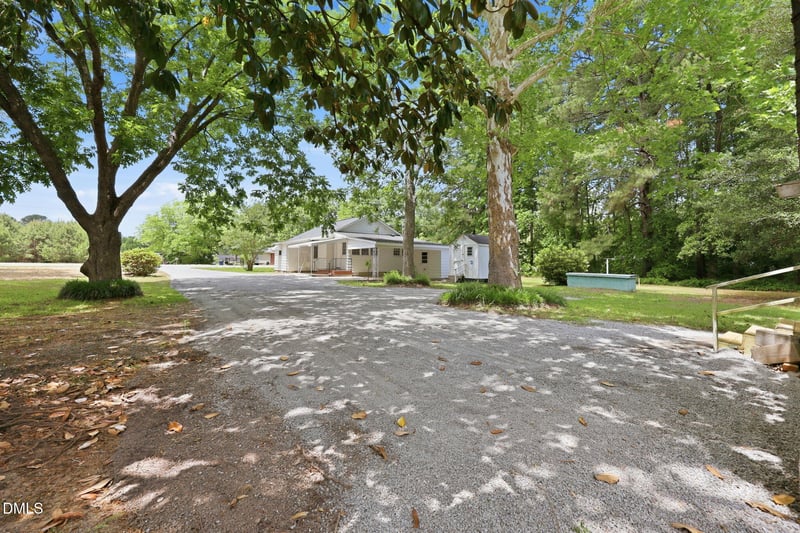 1094 Wilsons Mills Rd, Smithfield, NC 27577