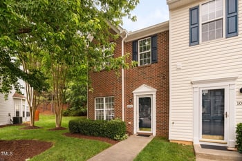 10941 Pendragon Pl, Raleigh, NC 27614