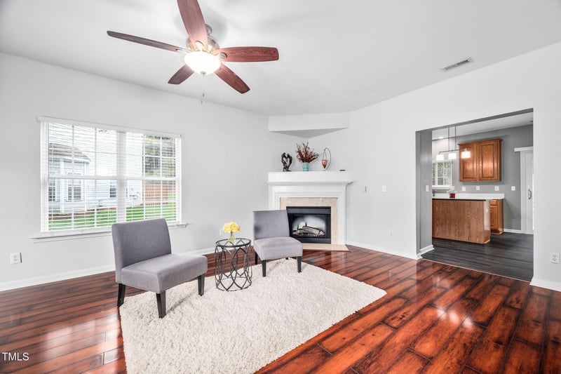 10941 Pendragon Pl, Raleigh, NC 27614