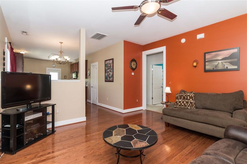 10942 Connally Ln, Raleigh, NC 27614