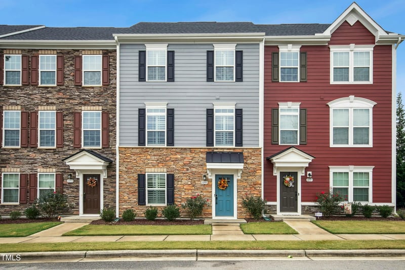 1095 Branch Line Ln, Apex, NC 27502