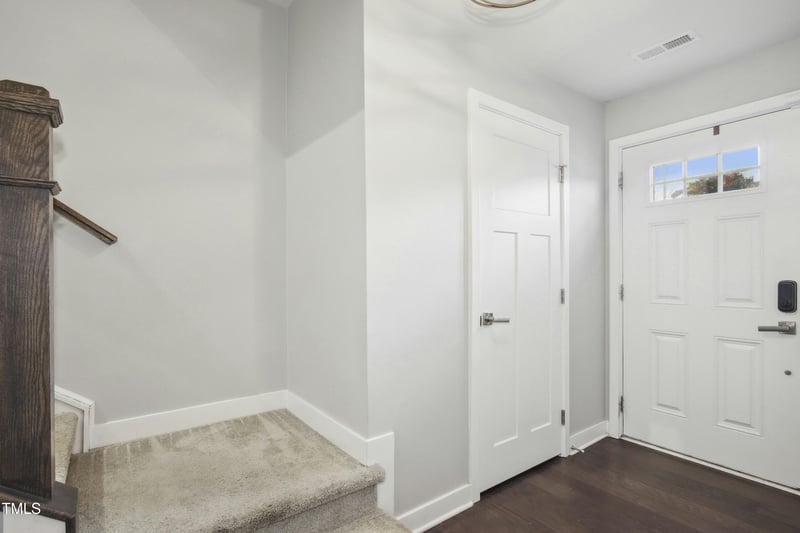 1095 Branch Line Ln, Apex, NC 27502