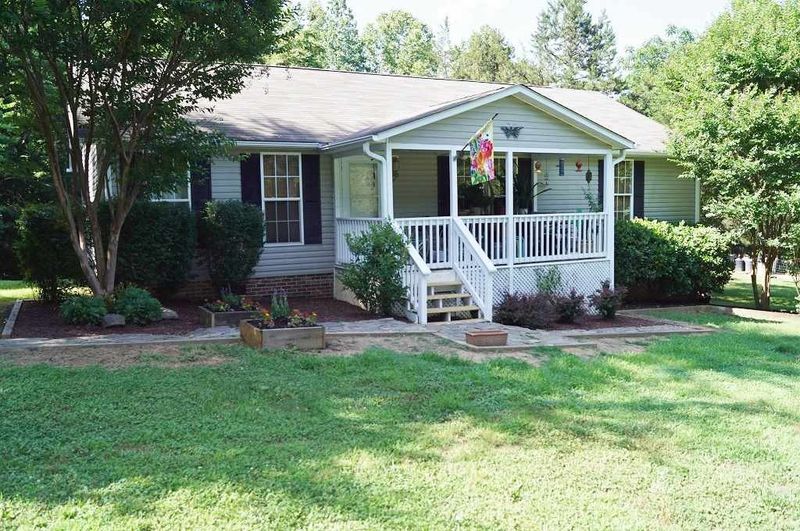 1097 Nicks Rd, Mebane, NC 27302