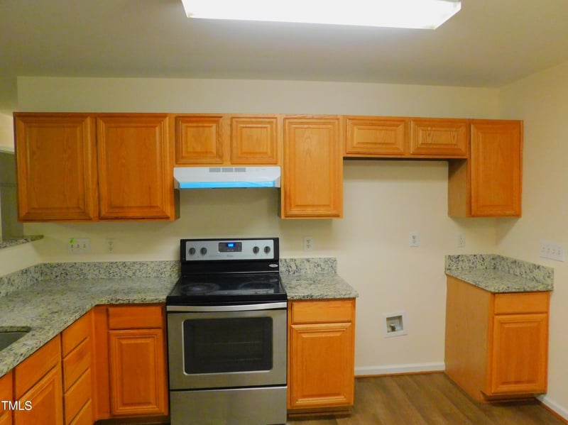 1098 Blackstone Dr, Creedmoor, NC 27522