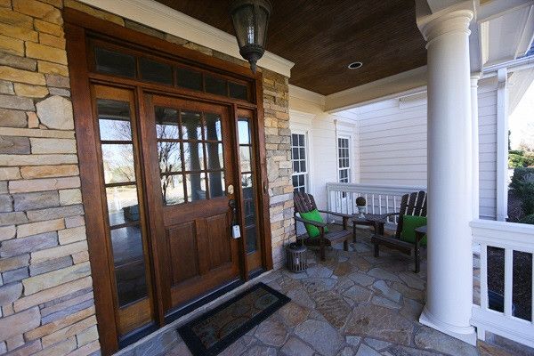 1099 Weycroft Ave, Cary, NC 27519