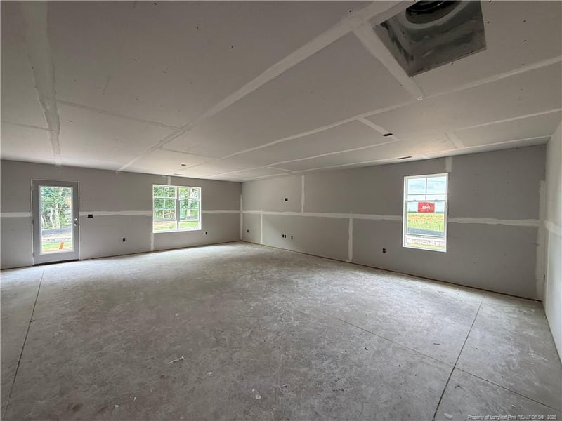 11 Baxley Dr, Dunn, NC 28334