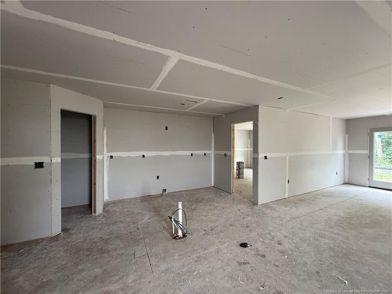 11 Baxley Dr, Dunn, NC 28334