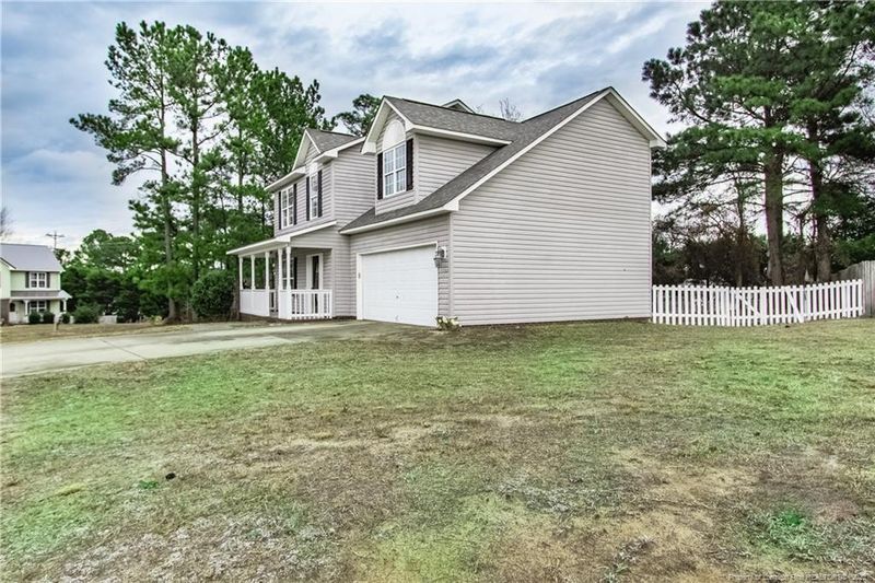 11 Bluebird Ct, Sanford, NC 27332