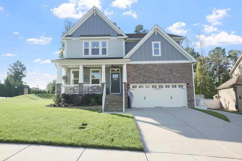 11 W Calvert Ct, Clayton, NC 27527