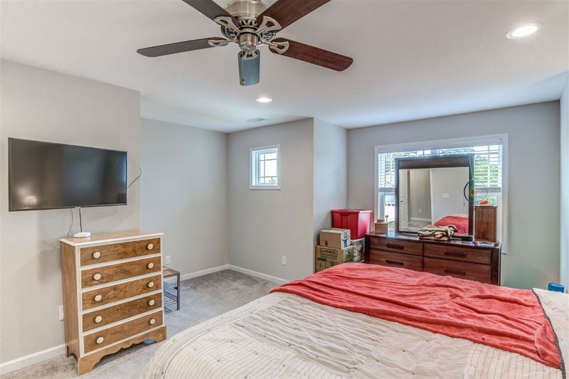 11 Cambridge Dr, Angier, NC 27501