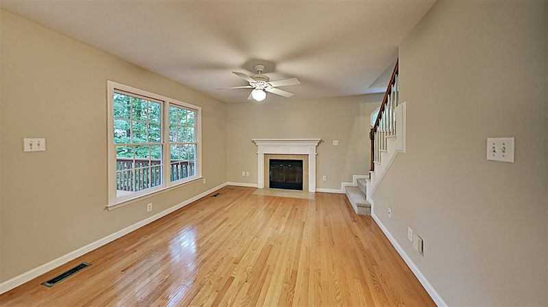 11 Casabelle Ct, Durham, NC 27713