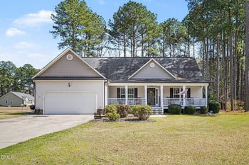 11 Cashew Ln, Smithfield, NC 27577