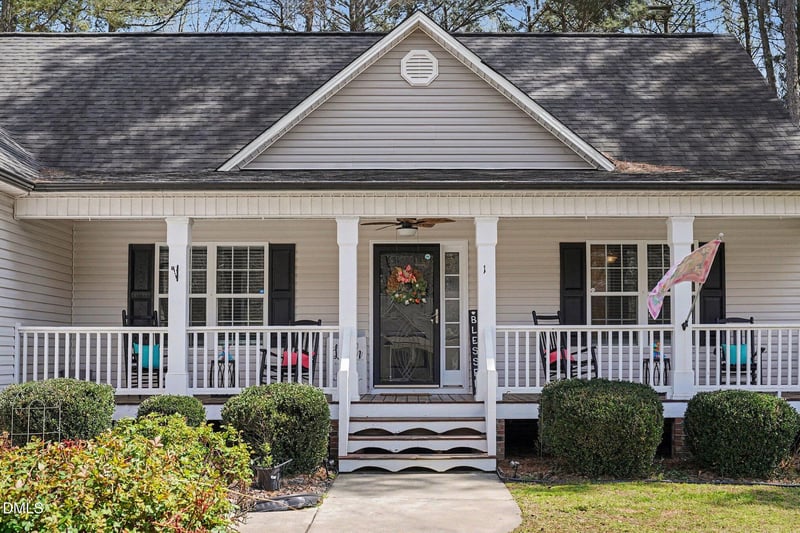 11 Cashew Ln, Smithfield, NC 27577
