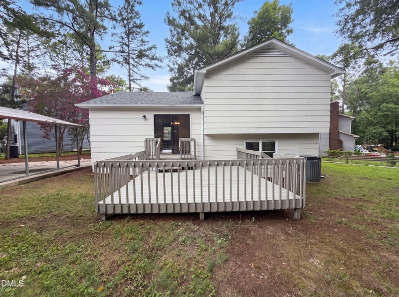 11 Chanter Ct, Durham, NC 27705