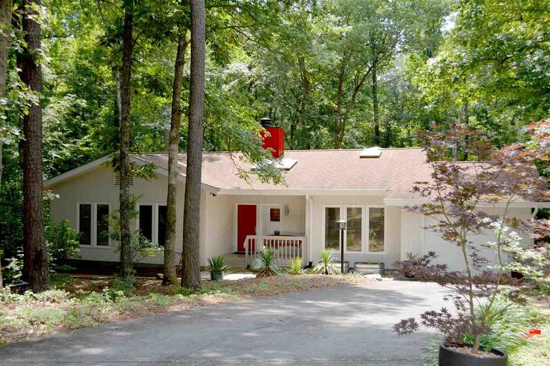 11 Elmstead Pl, Chapel Hill, NC 27517