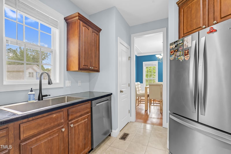 11 Glen Valley Ct, Angier, NC 27501